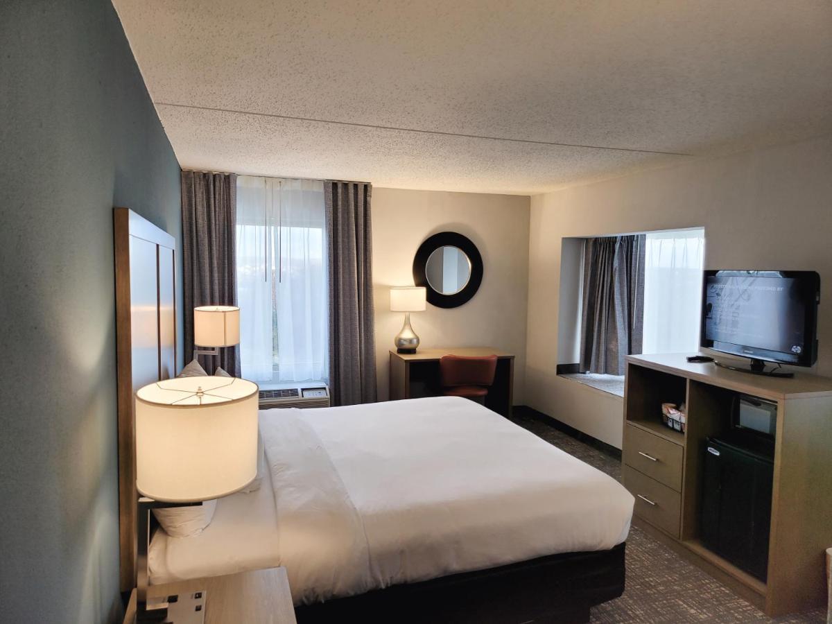 Comfort Inn & Suites Alexandria West Eksteriør billede