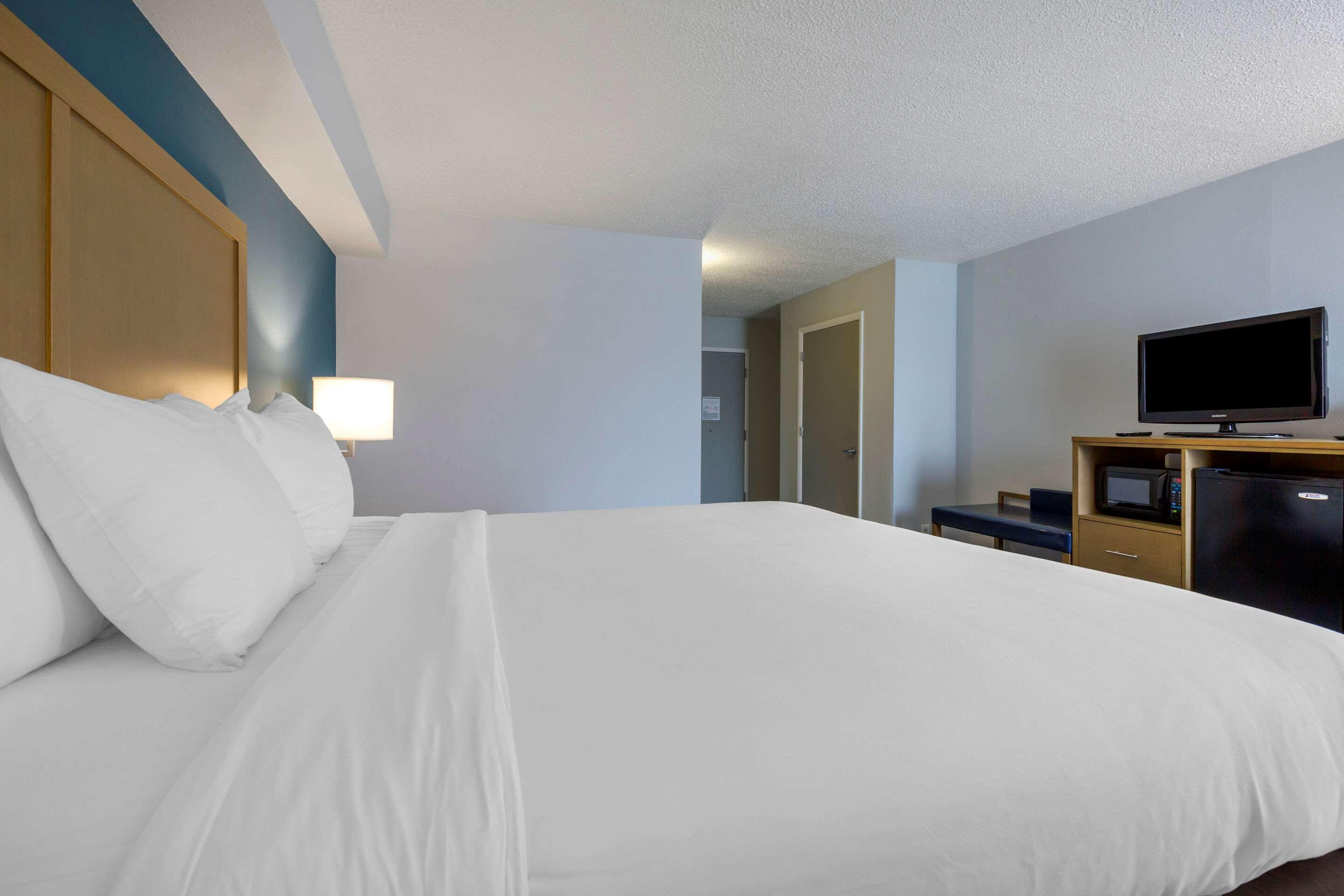 Comfort Inn & Suites Alexandria West Eksteriør billede