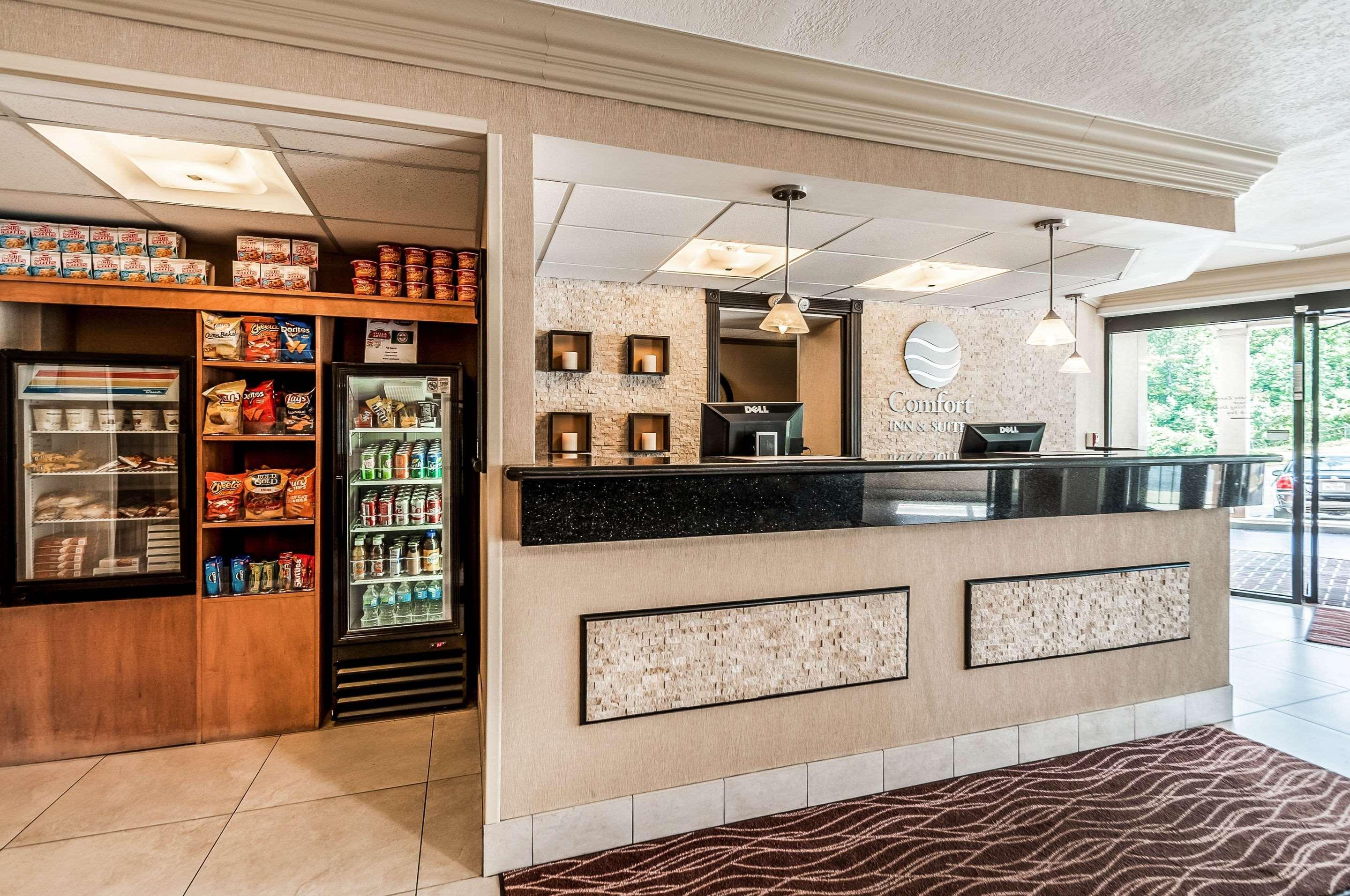 Comfort Inn & Suites Alexandria West Eksteriør billede