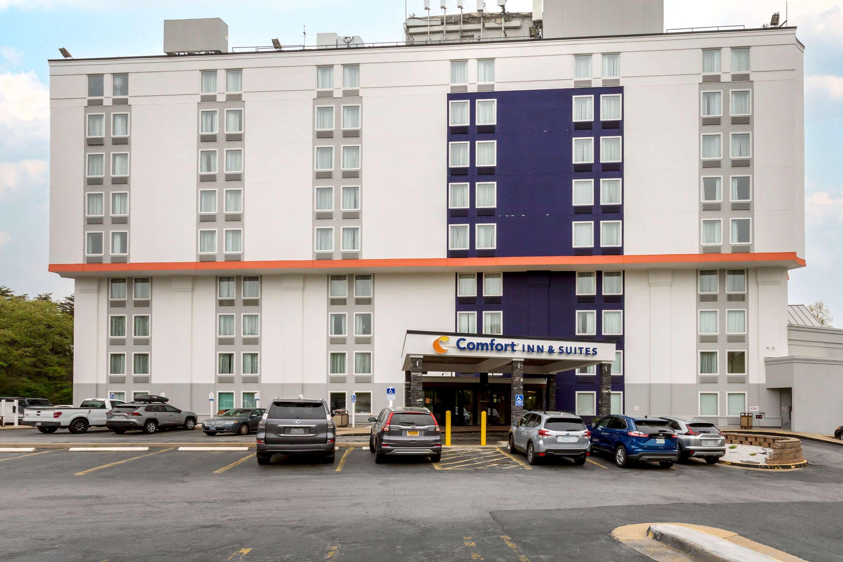 Comfort Inn & Suites Alexandria West Eksteriør billede