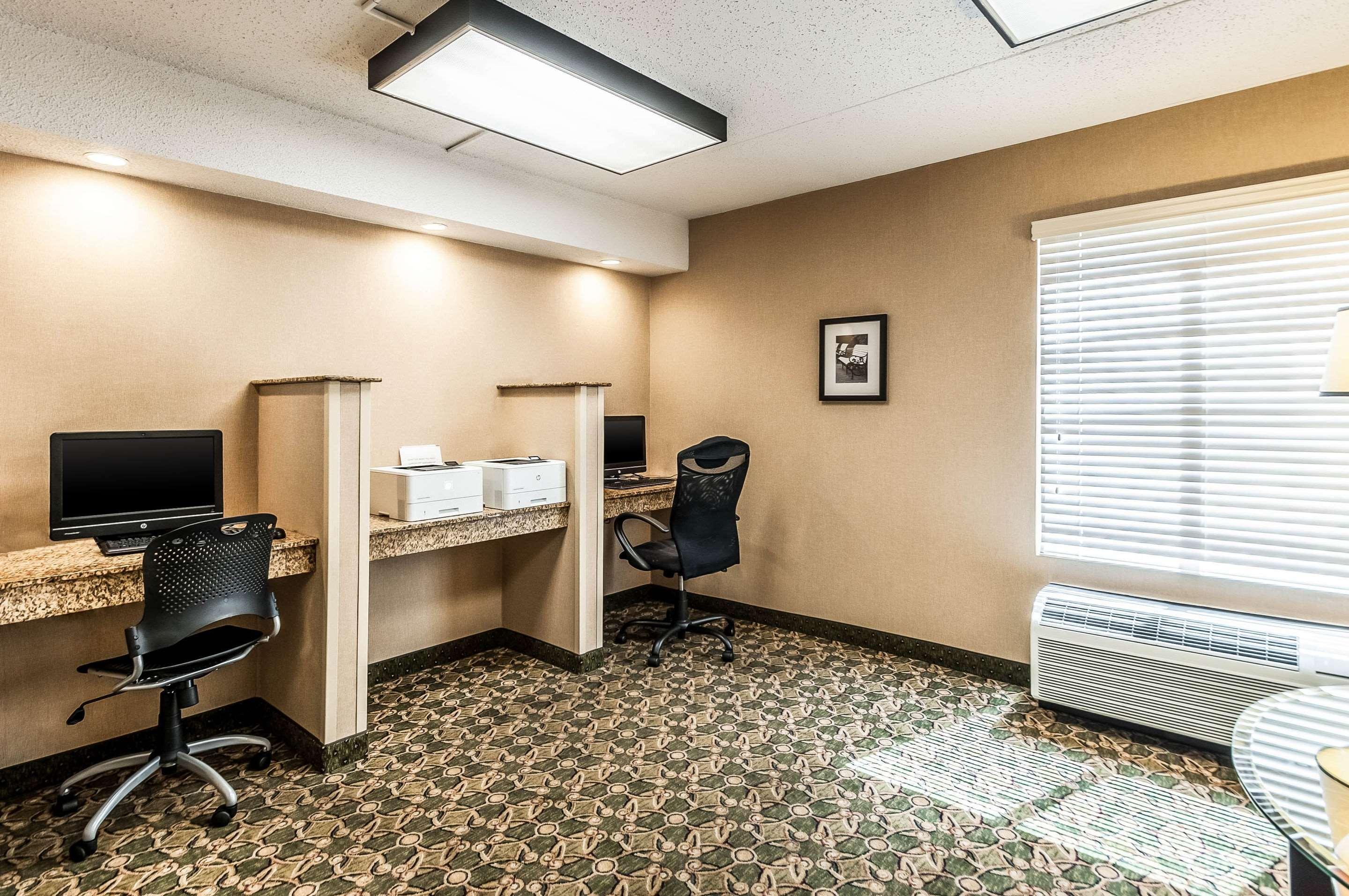 Comfort Inn & Suites Alexandria West Eksteriør billede