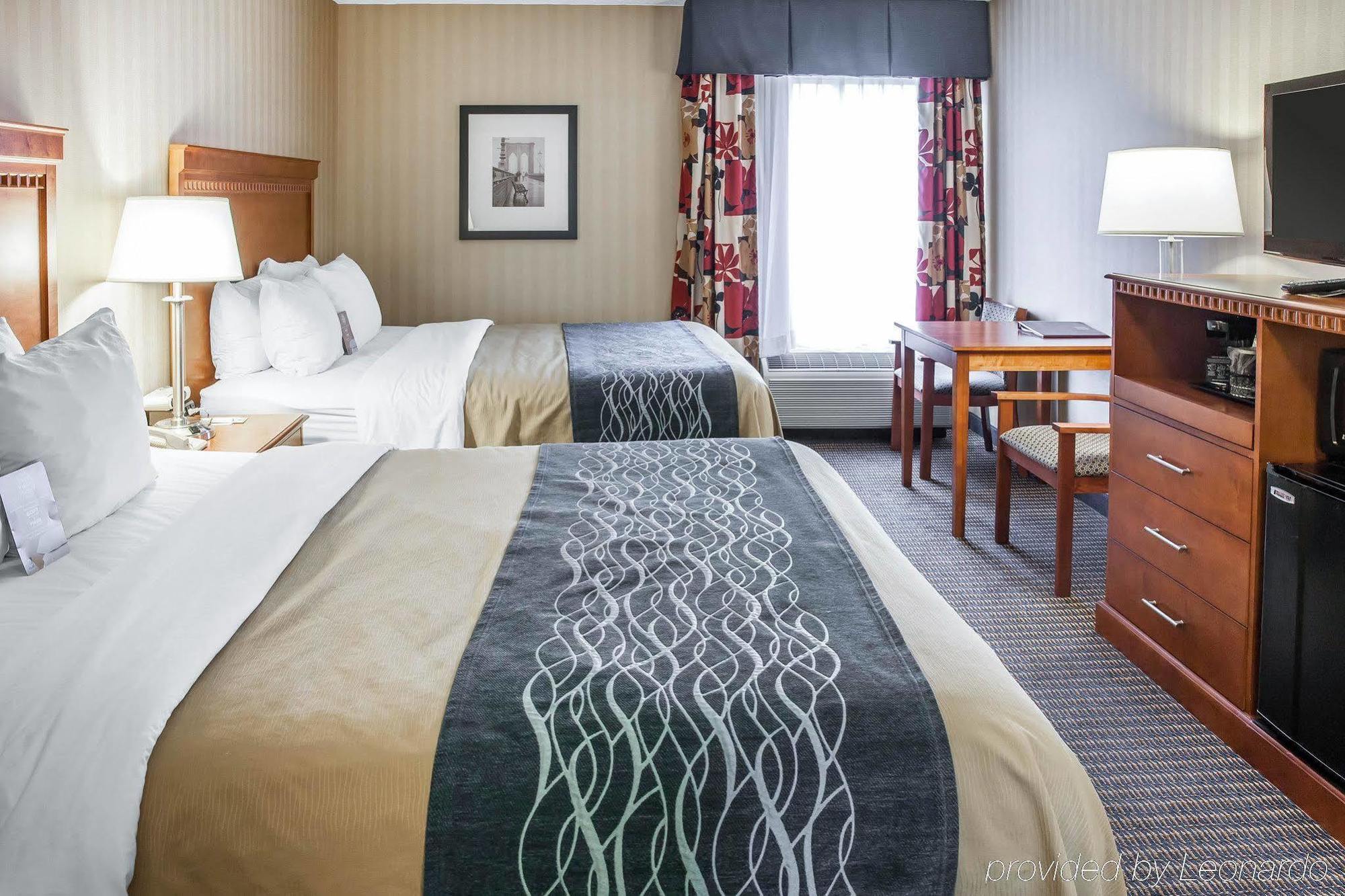 Comfort Inn & Suites Alexandria West Eksteriør billede